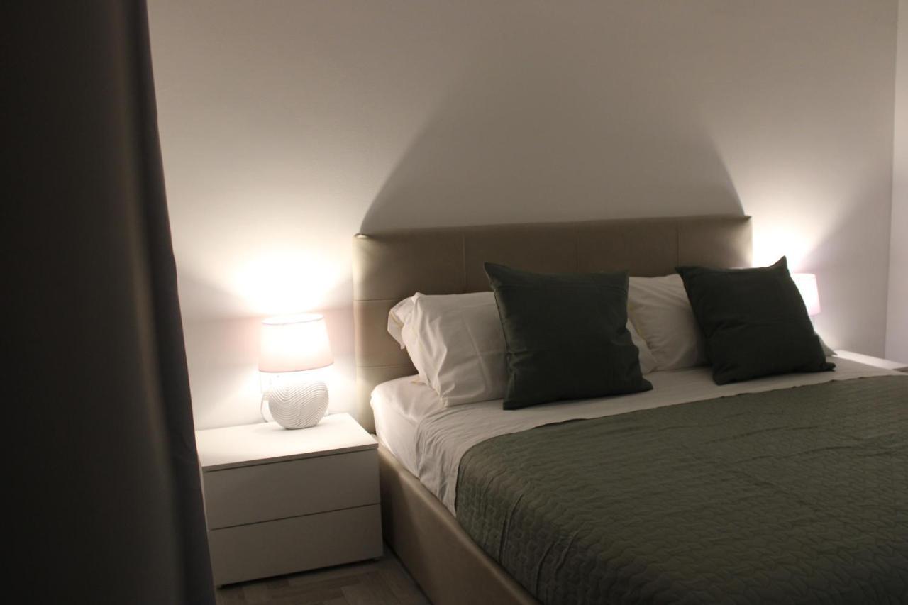 Gf Holiday Suite 3 Varazze Exterior foto